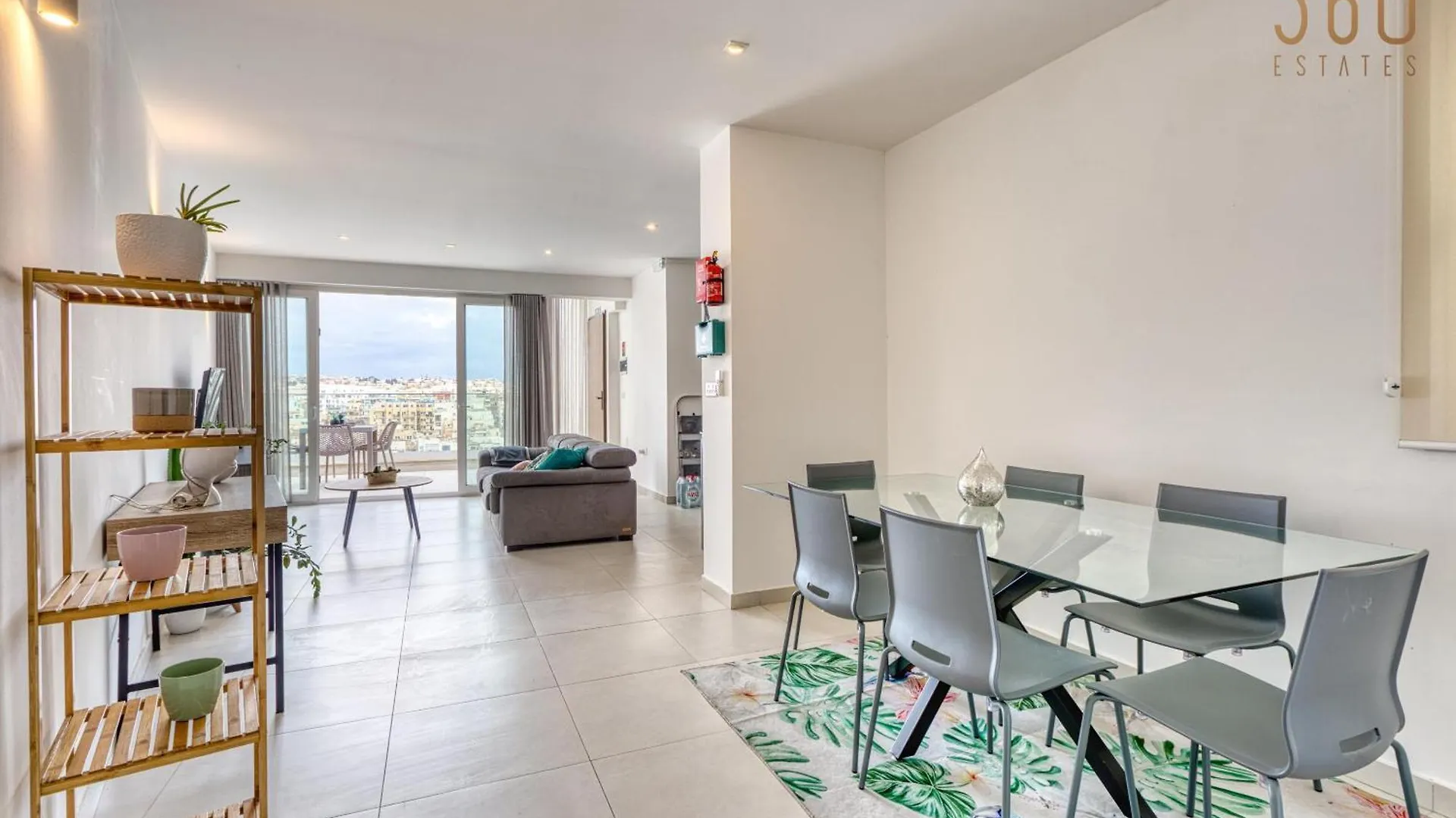 2Br Penthouse With Views Overlooking Pieta Marina By 360 Estates Malta